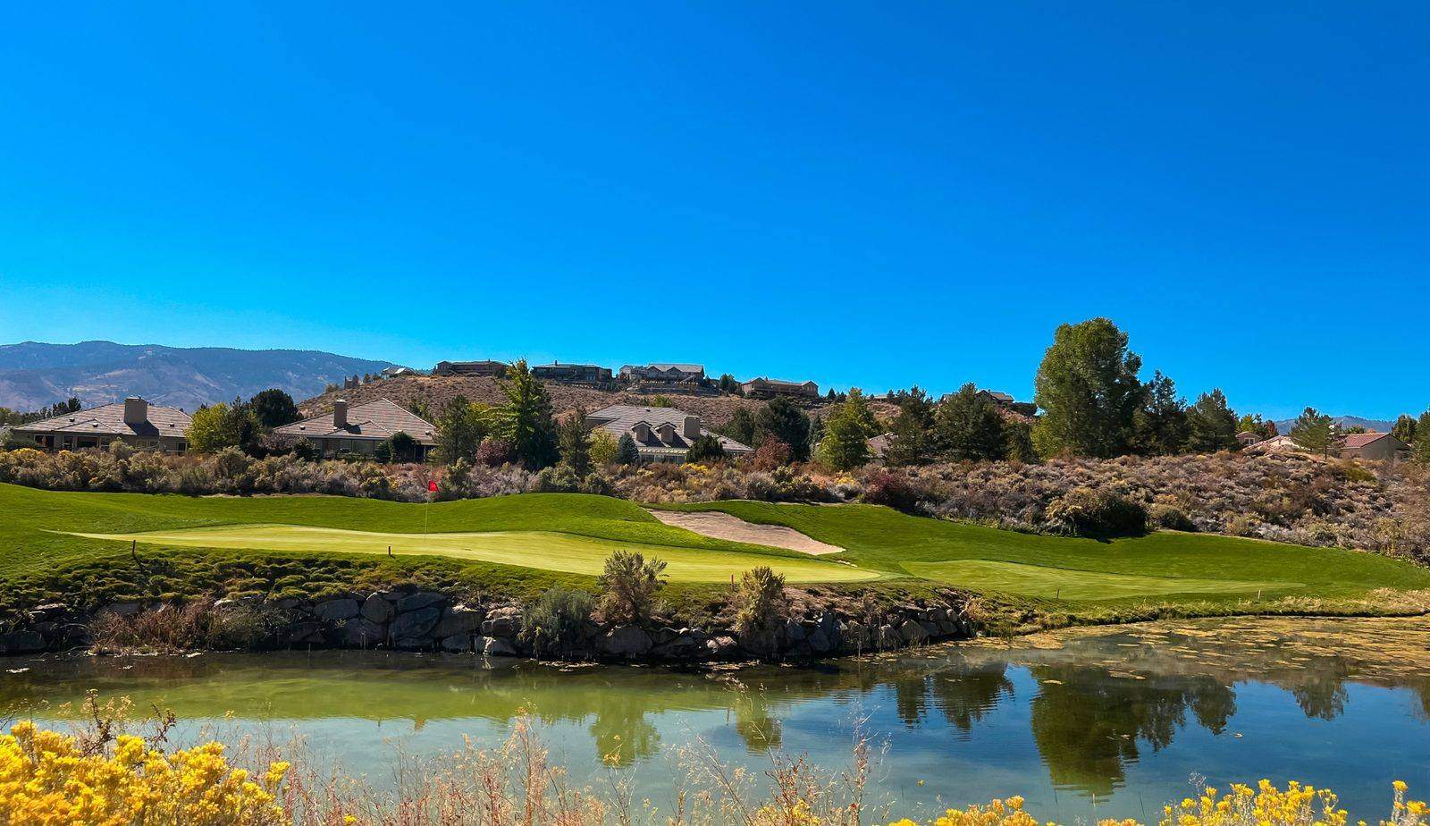Hole 5 at Somersett Golf & Country Club Hole 5 at Somersett Golf & Country Club