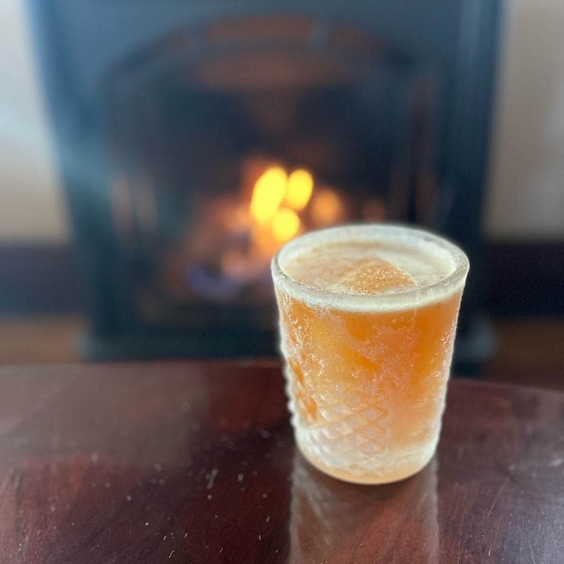 Pignic Pub & Patio — interior view