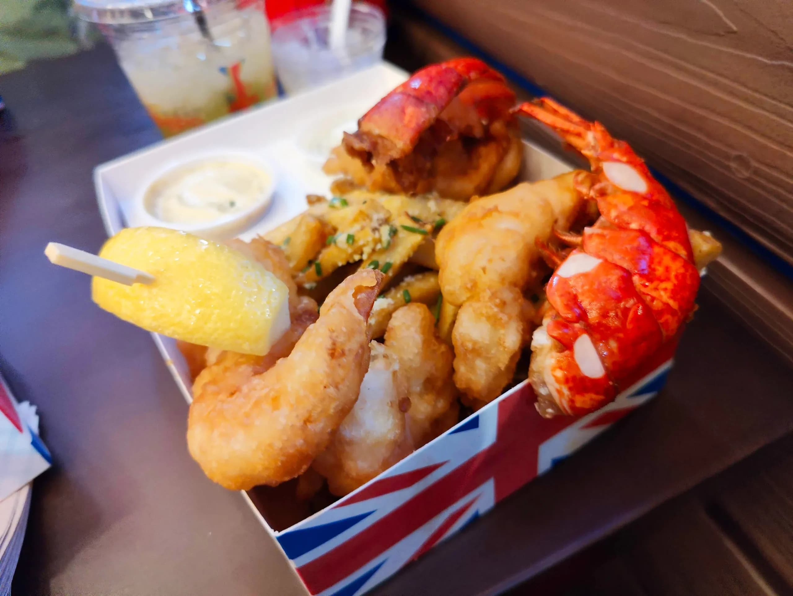 Gordon Ramsay Fish & Chips at Silver Legacy Resort Casino — interior ambience