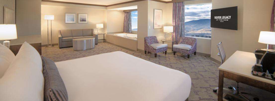 Players Corner Spa Suite at Silver Legacy Resort Casino — guest suite amenities