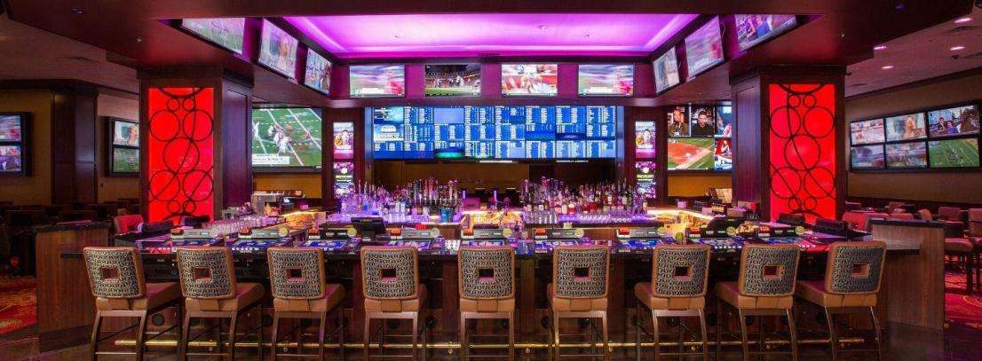 Silver Legacy Sports Bar at Silver Legacy Resort Casino — bar interior with signature dining and ambience Silver Legacy Sports Bar at Silver Legacy Resort Casino — bar interior with signature dining and ambience