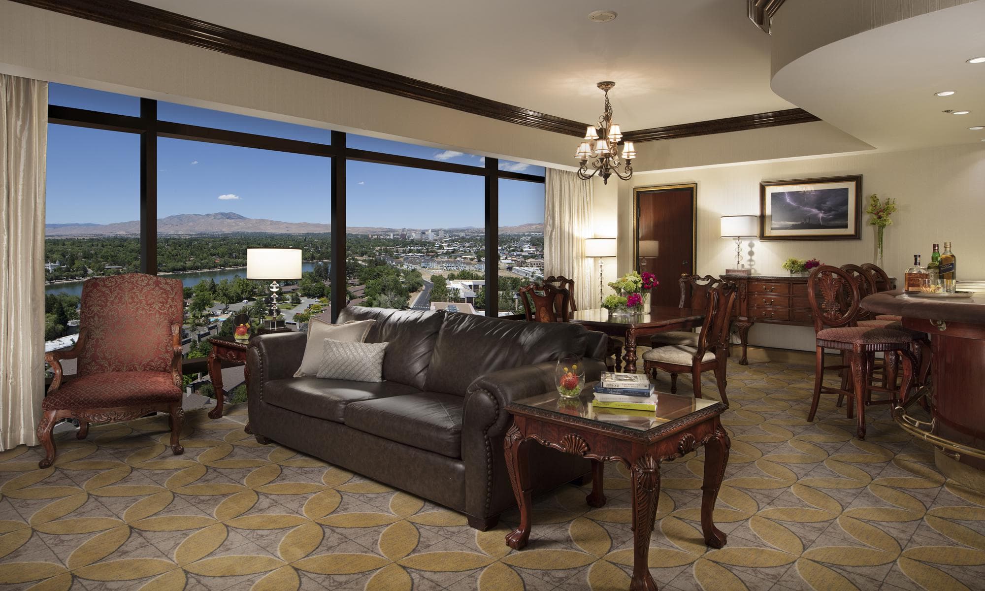 Peppermill Deluxe King Room at Peppermill Resort Spa Casino — guest suite amenities