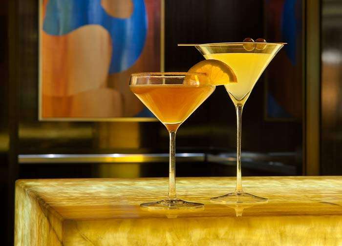 Bistro Napa Lounge at Atlantis Casino Resort Spa — interior view