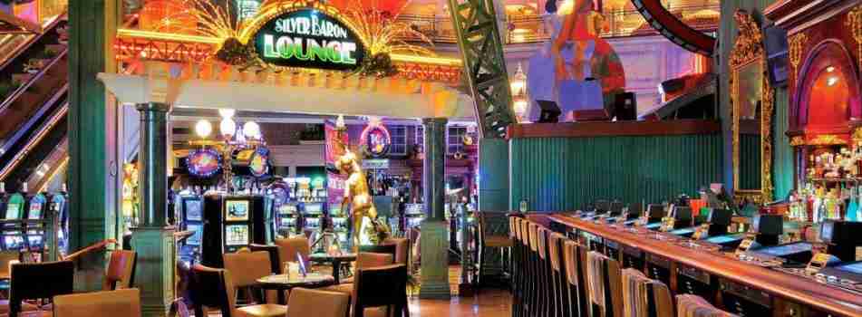 Peppermill Terrace Lounge at Peppermill Resort Spa Casino — interior view