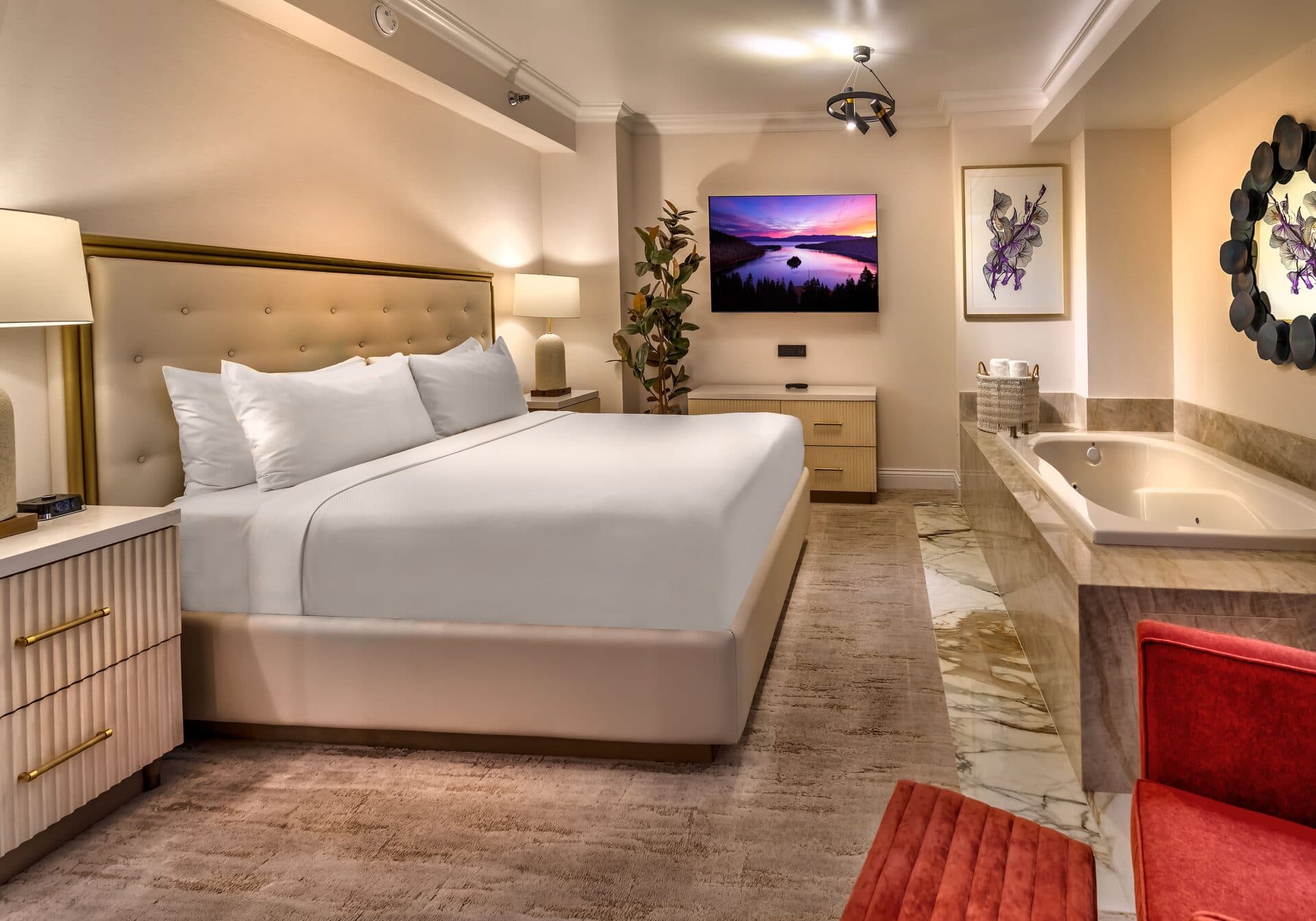 Atlantis concierge tower room with floor-to-ceiling window and seating area