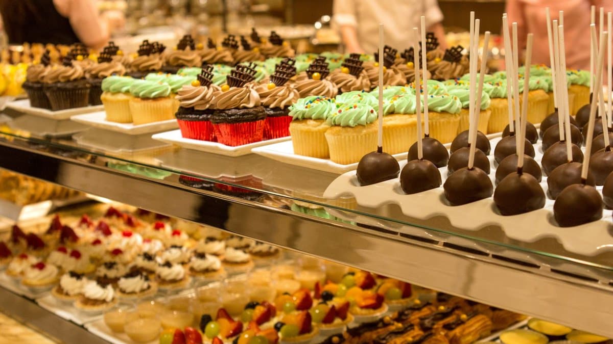 Toucan Charlie's Buffet & Grille at Circus Circus Reno Hotel & Casino — restaurant interior with signature dining and ambience