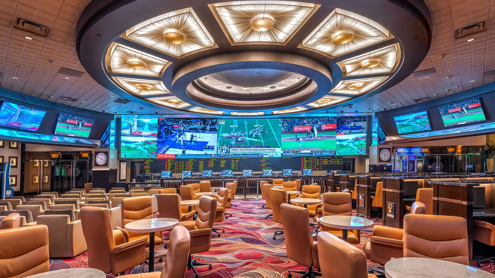Atlantis Sports Bar & Lounge at Atlantis Casino Resort Spa — bar interior with signature dining and ambience